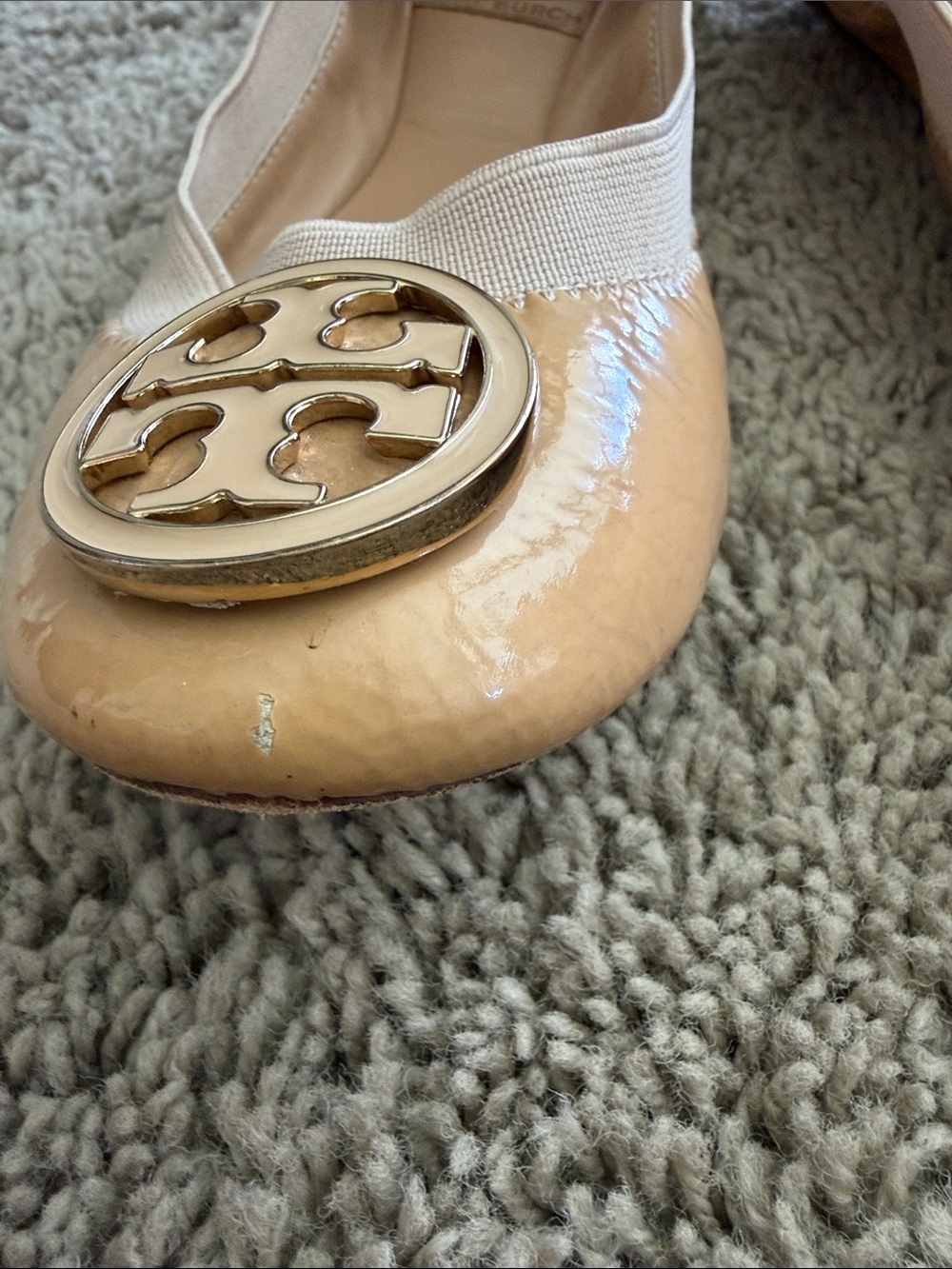 Tory Burch Caroline Patent Leather Ballerina Flats Shoes Nude Beige
Size 6.5M - Picture 2 of 9
